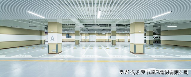 金刚砂地坪漆对比_车库地坪材料选择_金刚砂和环氧树脂