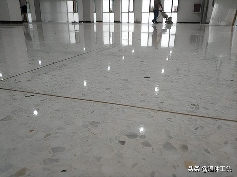 水磨石地面防潮性能_水磨石地面优缺点分析_石家庄水磨石翻新